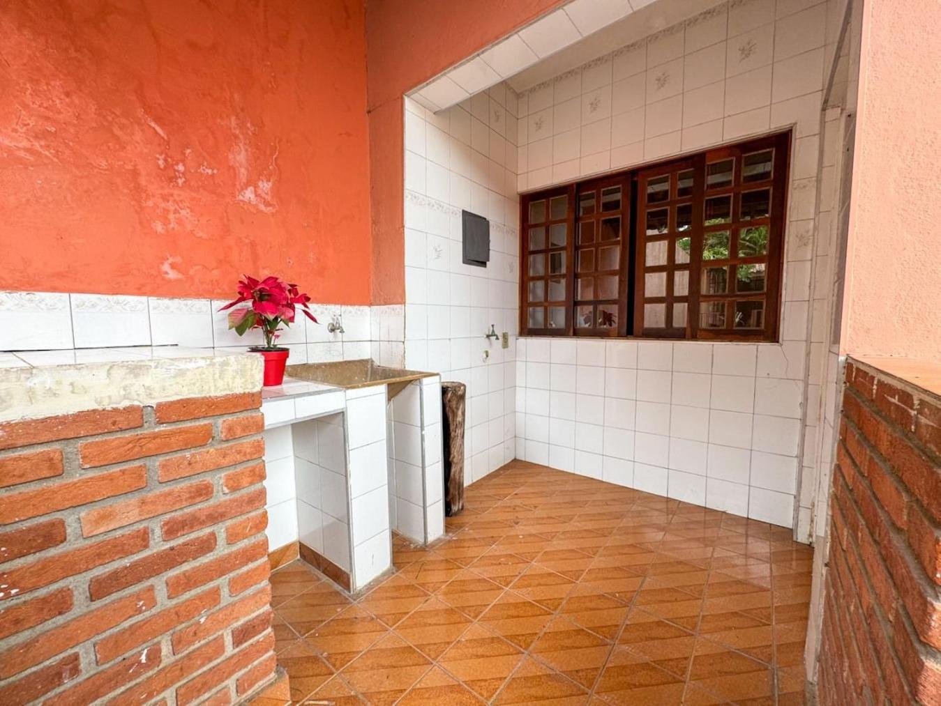 Refugio Com Piscina E Churrasqueira * São Paulo