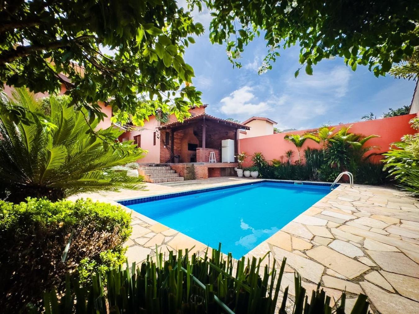 Refugio Com Piscina E Churrasqueira Casa de férias